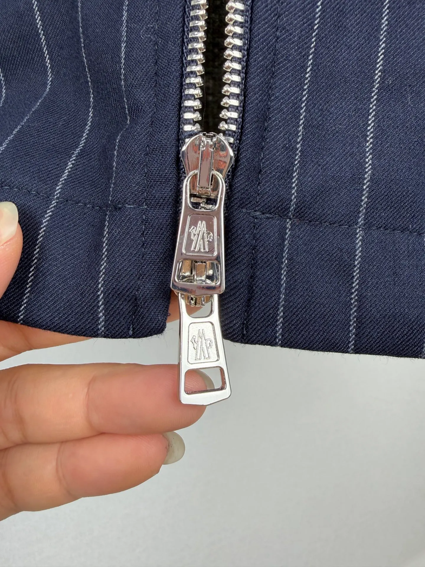 MONCLER/ Classic Moncler 1: Moncler 2: 3: ： 1:1 Moncler 1:1 Moncler 1:1 Moncler 1:1 Moncler ： Size： S M L XL
